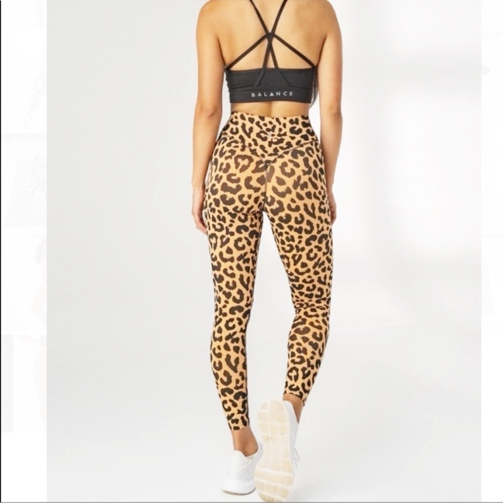 Balance Athletica Vitality Cheetah Print Kingdom Athletic Workout Leggings Med - Picture 4 of 4